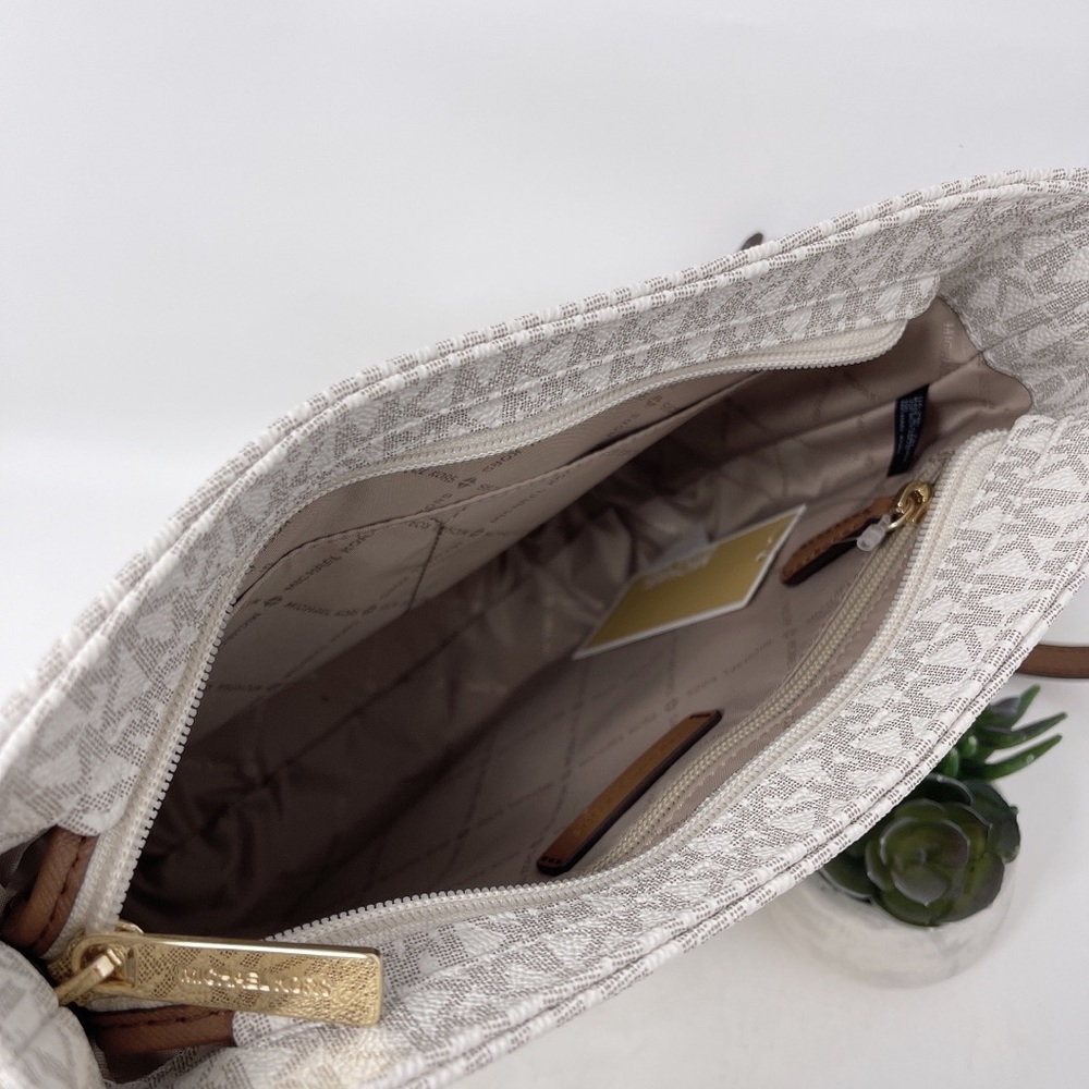 Michael Kors JST Large Crossbody - Picture 8 of 11